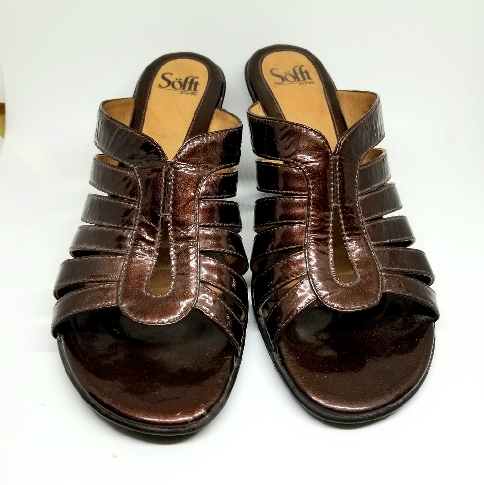 Sofft Coppery Brown Patent Leather Sandals Heels